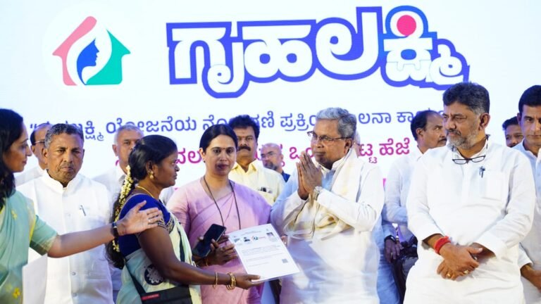 Gruha Lakshmi Scheme 2023 – ಗೃಹ ಲಕ್ಷ್ಮಿ ಯೋಜನೆಗೆ ಅರ್ಜಿ ಹಾಕುವ ಮೊದಲು ಈ ಕೆಲಸ ಮಾಡಿ, Apply Link – sevasindhu.karnataka.gov.in ?
